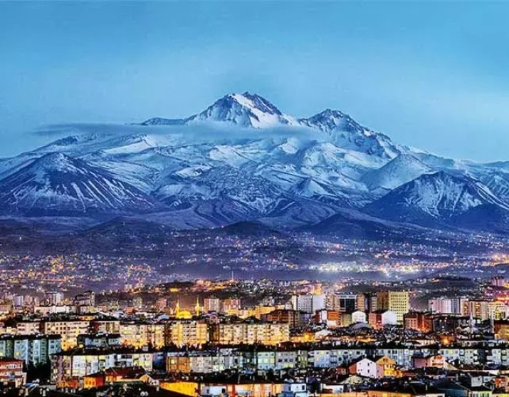 Kayseri'de logo tasarımına adım atmadan önce bilmeniz gerekenler. Başarılı bir logonun sırlarını keşfedin ve markanızın etkisini artırın